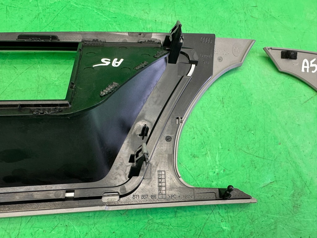 Купити Декори панелі рамка mmi спідометра консолі 8t1857186h audi a5 8t 07- європа
