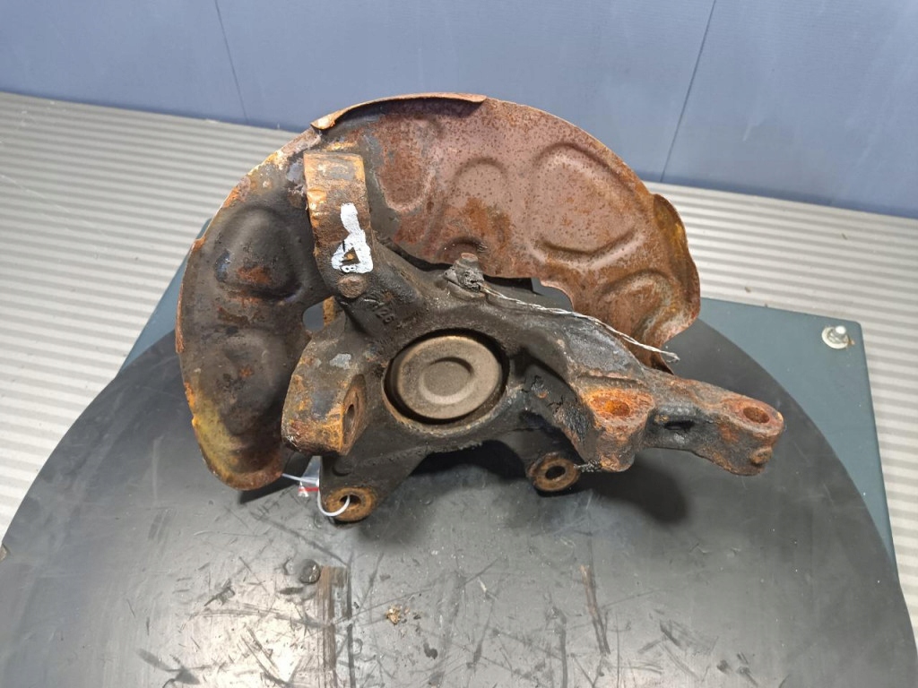 фото №5, Mercedes-benz vito w447 2.2 cdi поворотний кулак правий перед