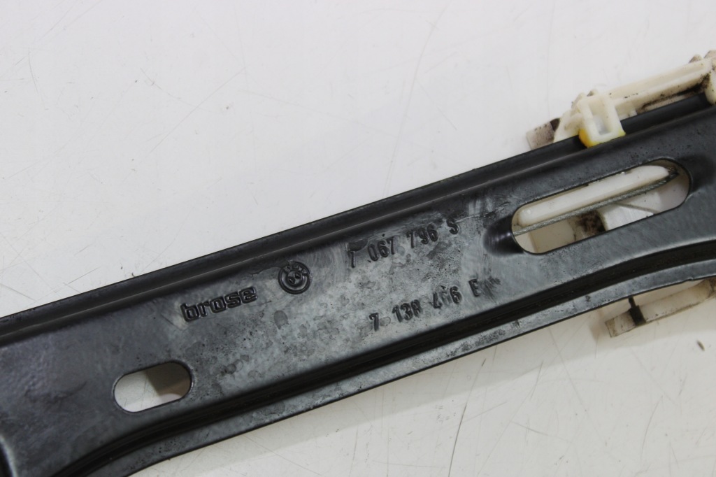 фото №4, Bmw e87 подъемник стекло правый перед 7067796 kompletny моторчик