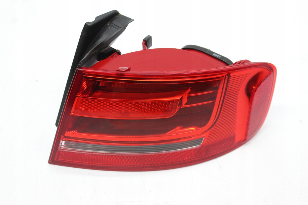 фото №1, Audi a4 b8 лампа задня