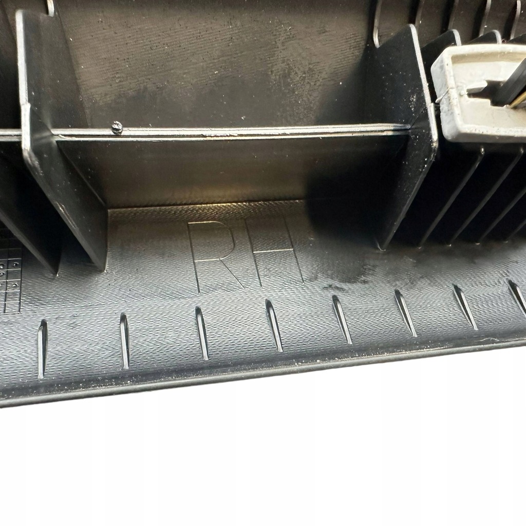 фото №6, Dodge charger 2017 правая сторона пороги