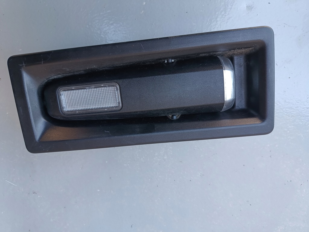 фото №1, Citroen c4 ii grand picasso 13r- лампа освещение багажника фонарик