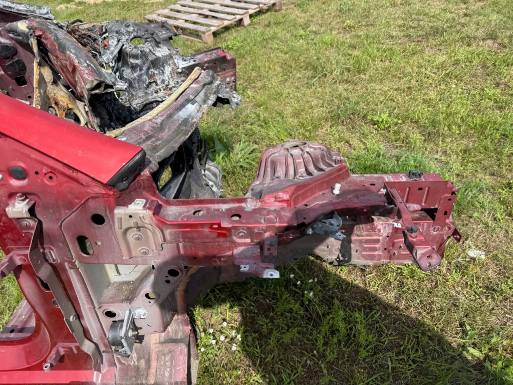 фото №4, Четверть правая передняя mercedes eqe v295