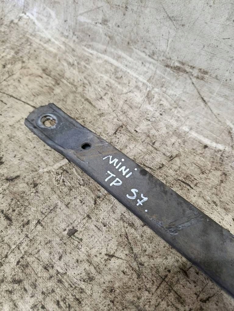 Mini cooper s f57 cabrio 18-21 2.0 розпірка балка правий задня Зі Шроту