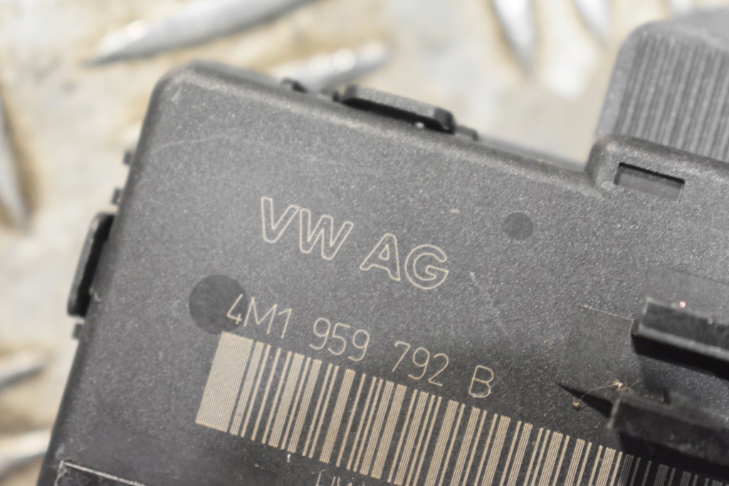 Купить Idealne замки доводчики электропроводка модули porsche panamera 971 1