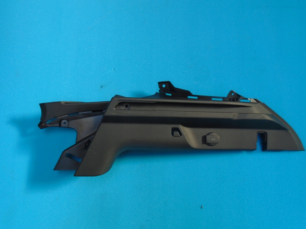 фото №1, Защита обивка багажника skoda оригинальный номер 657867762a