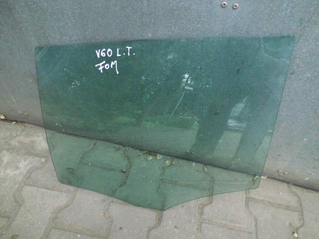 фото №1, Volvo v60 стекло дверь левый задняя