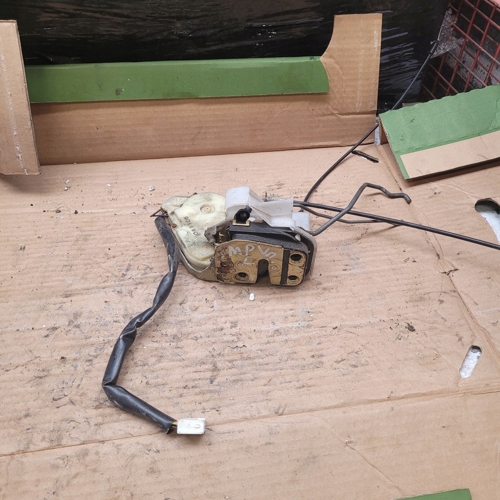 фото №1, Замок дверь mazda mpv левый перед передний