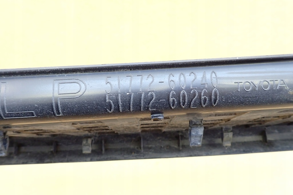 Toyota land cruiser накладка порога  левая lh 2024- 51772-60260 51772-60240 Киев