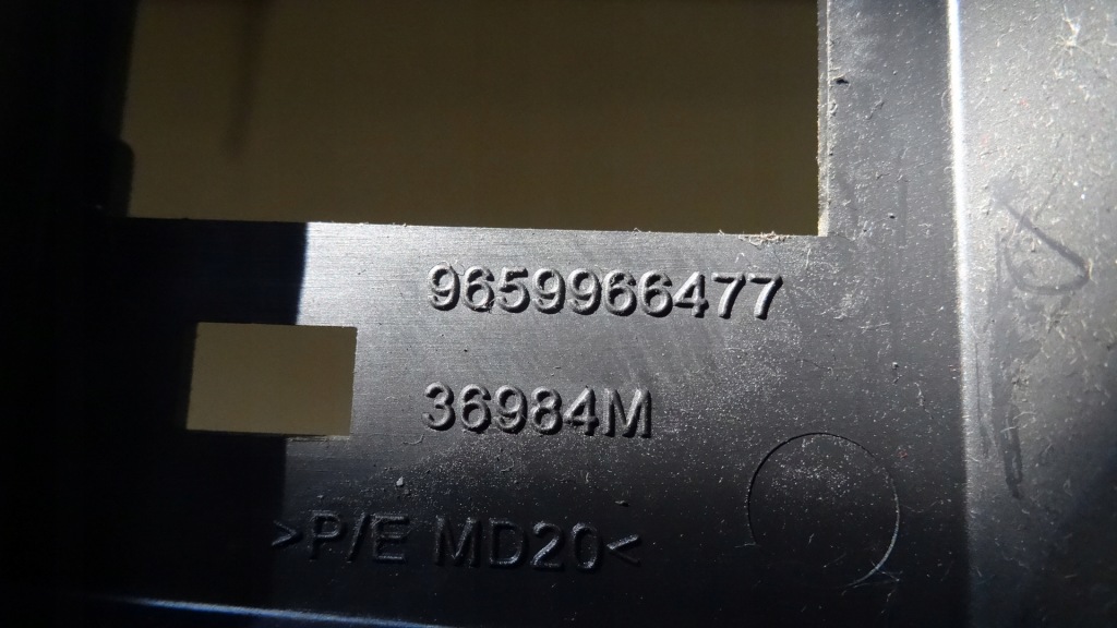 фото №4, C4 picasso 1 i рамка переключателей 9659966477