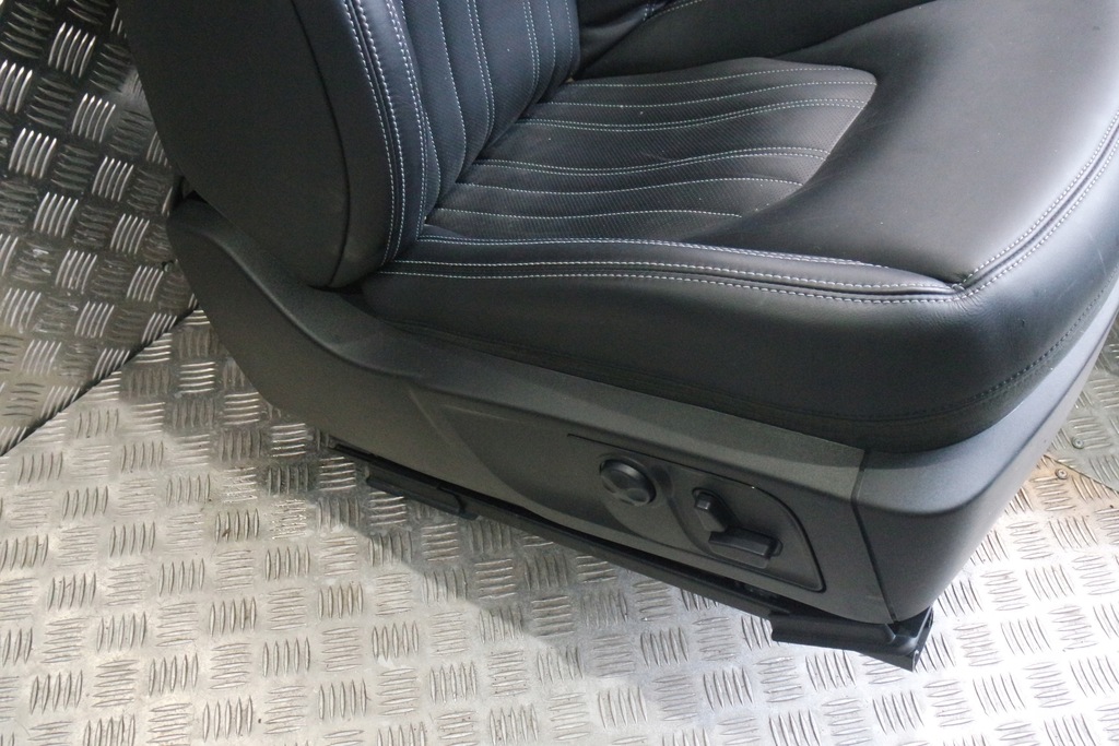 фото №5, Сидіння шкіра заднє сидіння обшивки maserati levante f161