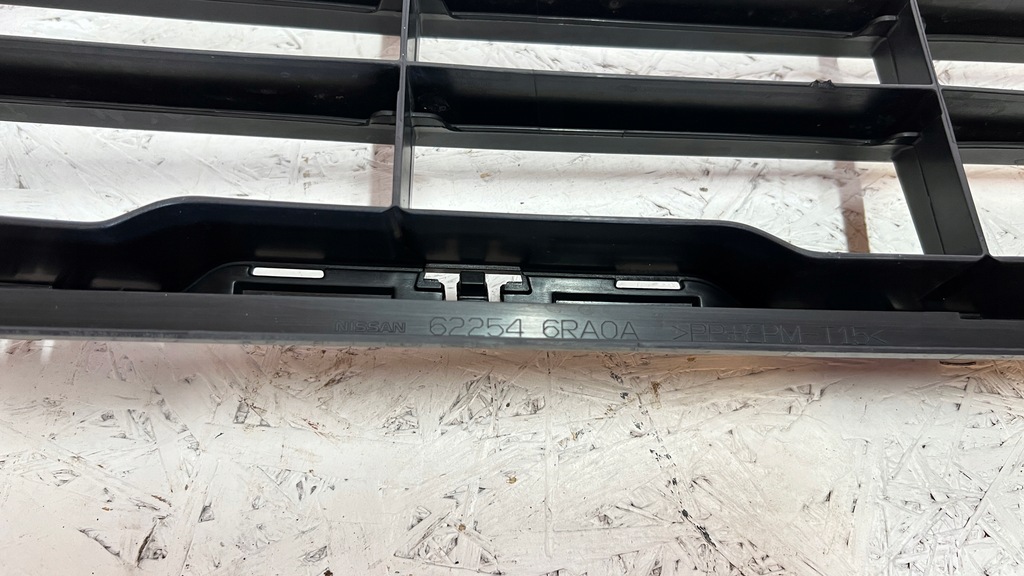 фото №8, Nissan x-trail t33 решітка бампера передній 62254-6ra0a nowa