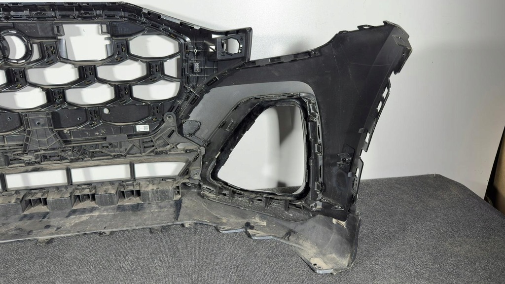 фото №13, Audi q8 sq8 4m8 lift s line 4m8 бампер перед передній + решітка радіатора повний гарний