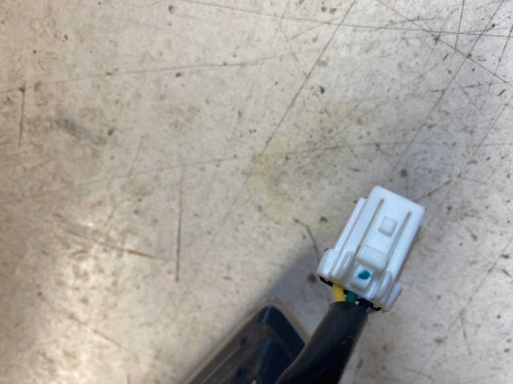 фото №7, Nissan x-trail t32 лампа правий задня w кришка