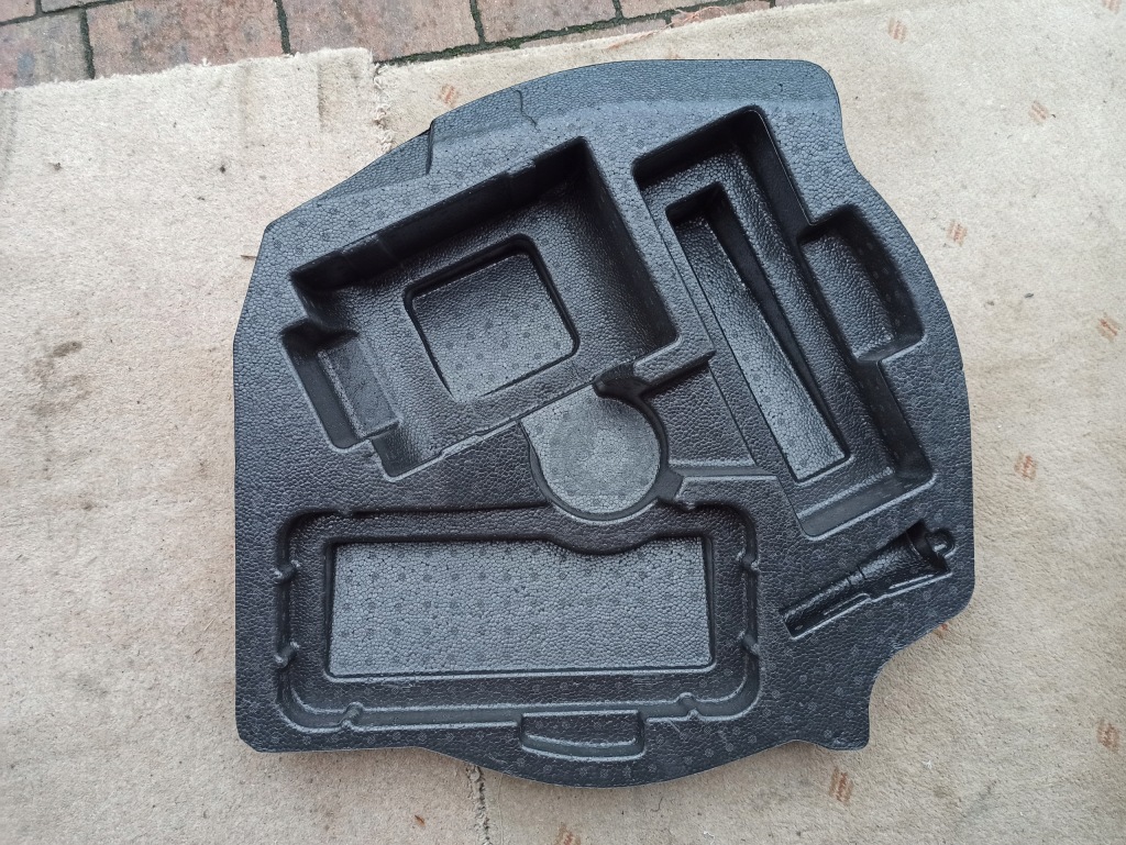 фото №1, Пенополистирол вкладыш багажника maserati ghibli 14r