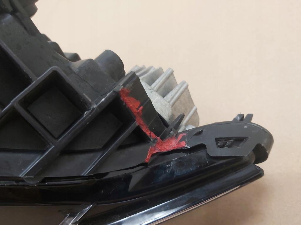 Купити Фара перед передня правий volvo xc90 full led 32228297