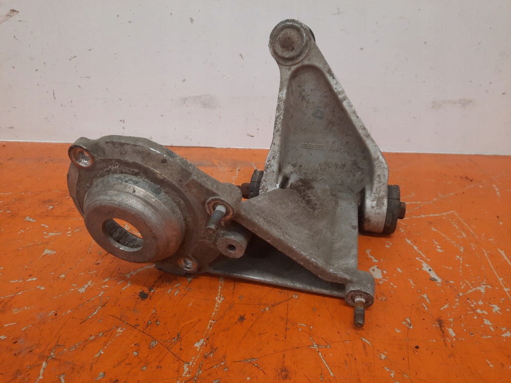 фото №1, Alfa romeo 166 98-07 кронштейн кронштейн амортизатора перед правий 60662430