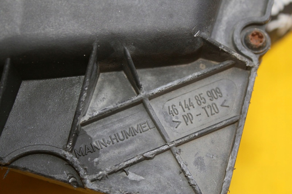 фото №10, Корпус фильтра воздуха opel astra iii h zafira b 2.0 tb 55353466 sj