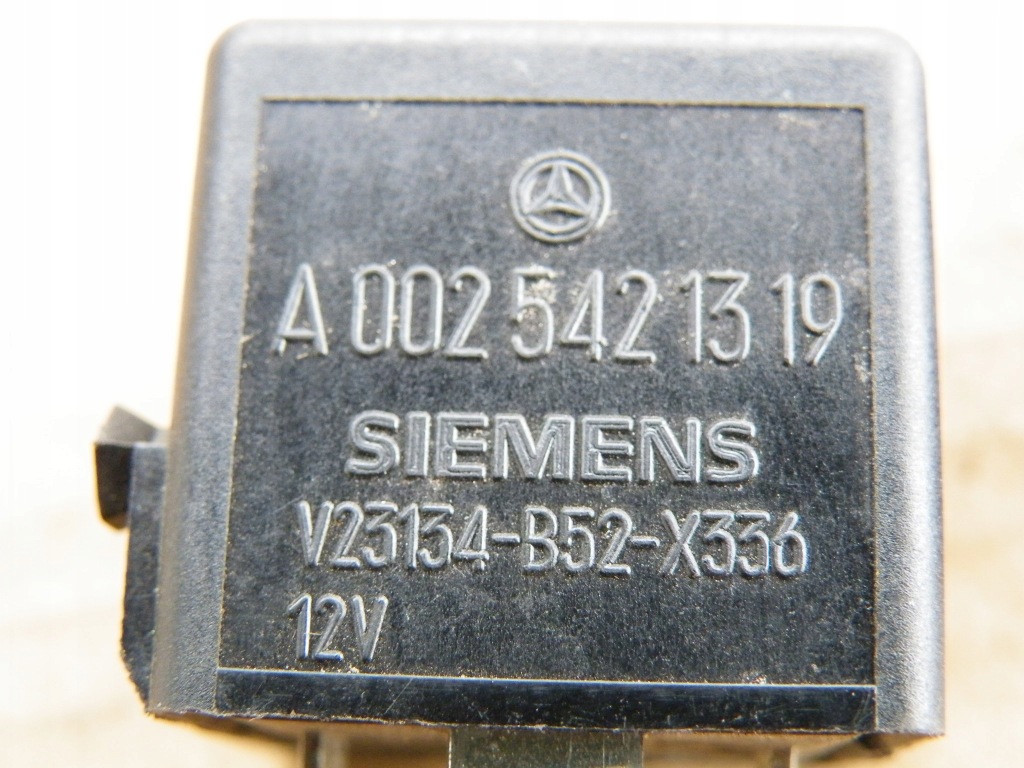 Mercedes a klasa w168 реле a0025421319 tyco siemens hella Киев
