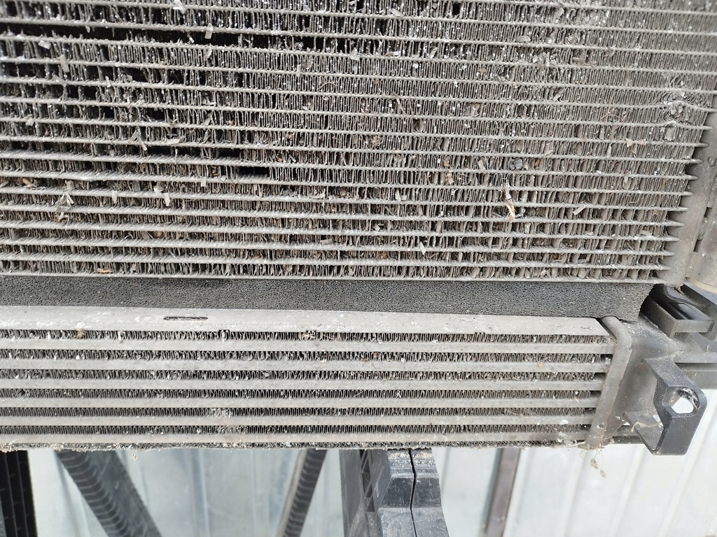 фото №9, Pas передний радиатор renault megane 3 iii hb 1.5 dci k9k832 механическая коробка передач 08-2012