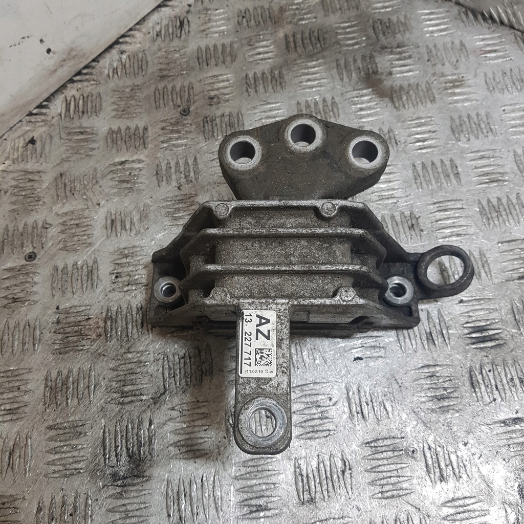 фото №4, Кронштейн двигуна opel insignia