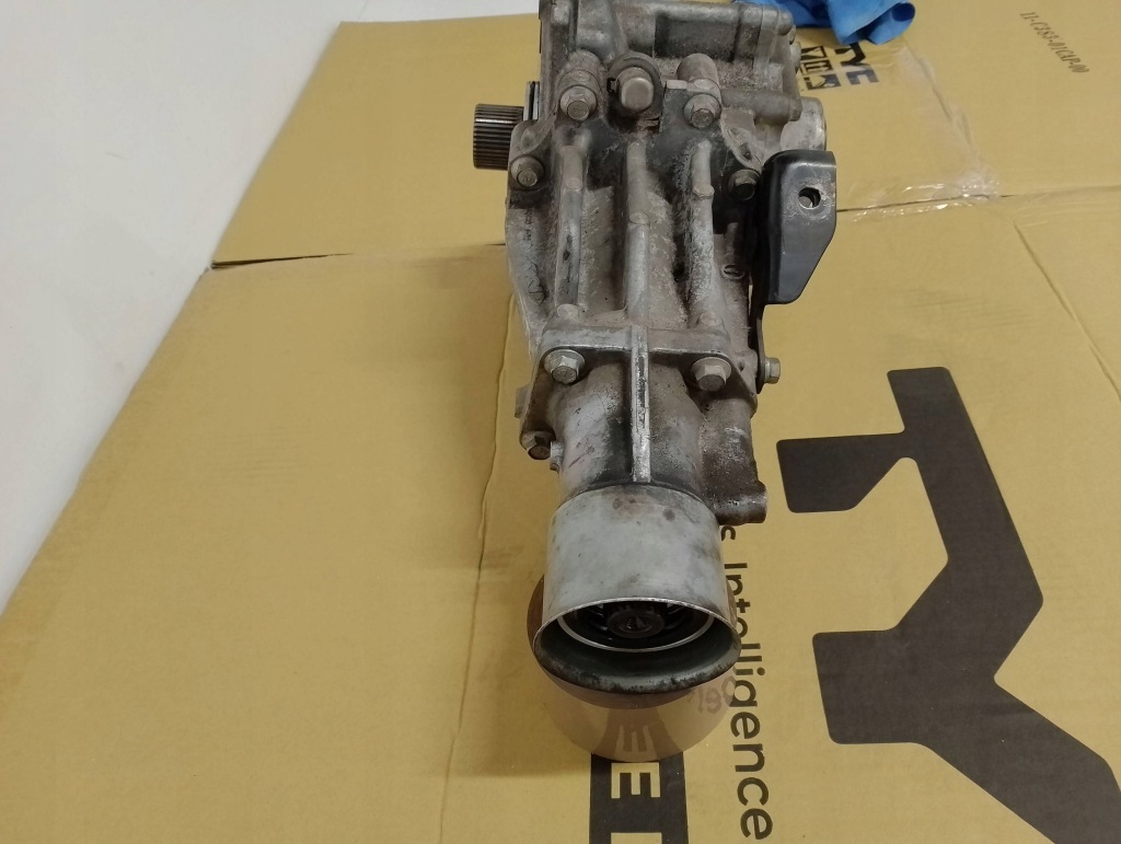 фото №4, Mitsubishi asx i редуктор коробки перед 067038