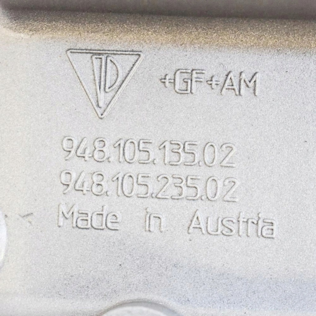 фото №6, Porsche cayenne 9pa 2009 правая сторона крышка клапанов