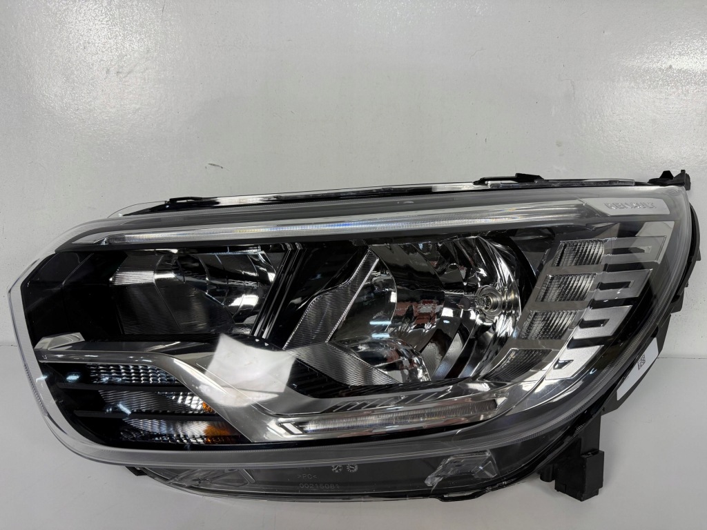 Купити Фара перед передня ліва renault kangoo 3 3 iv 4 2021- + led 260600331r