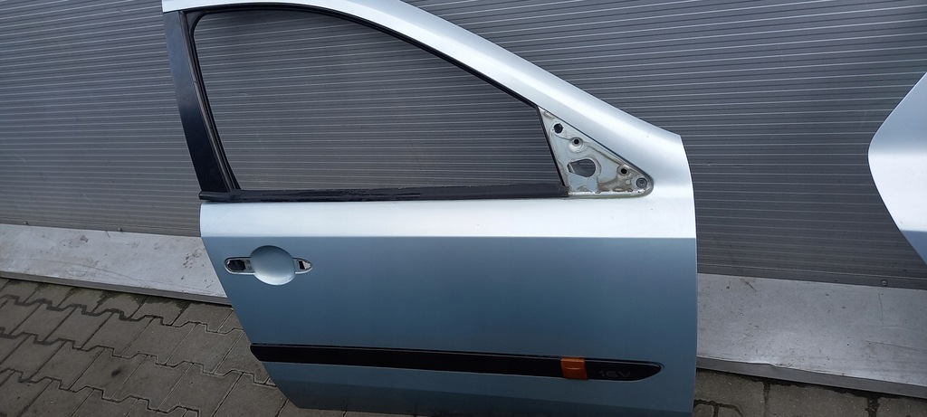 фото №1, Двері праве перед renault laguna 01r