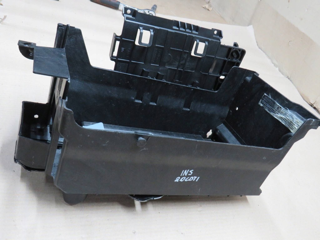 фото №1, Основание аккумулятор opel insignia a 23128538