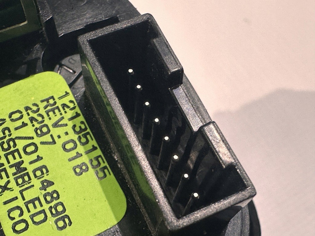 фото №10, Панель кнопка відкривання багажника світла chevrolet corvette c5 1997+