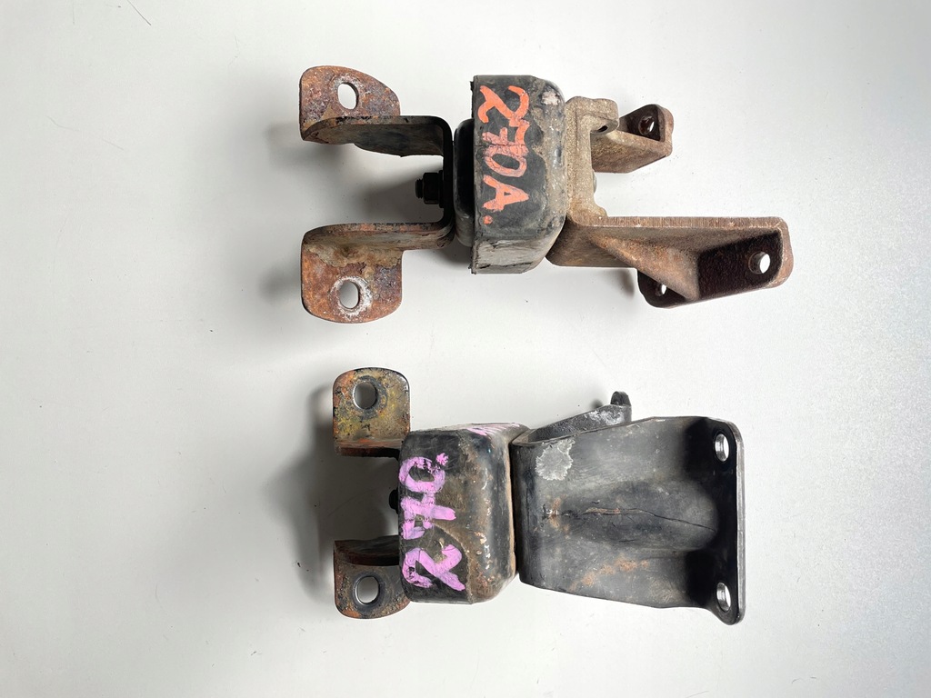 фото №4, Кронштейн подушка двигуна suzuki jimny права ліва