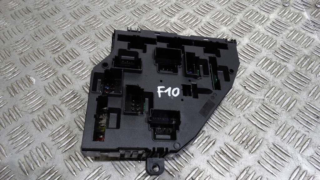 фото №1, Idealna коробка запобіжників bmw 5 f10 f11 2.0d