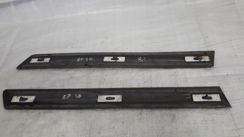 фото №8, Нижня молдинг крила права ліва audi a3 8p ly7h