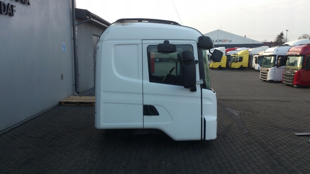 фото №4, Кабина cr 19 scania r малый бардачок