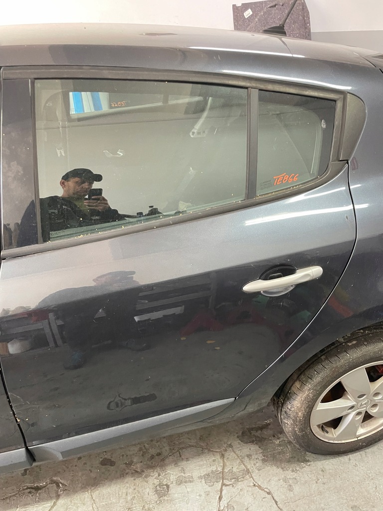 фото №1, Дверь megane iii teb66