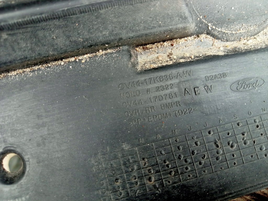 Купити Ford kuga mk2 2013-17r.- бампер задня cv44