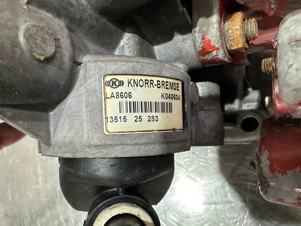 фото №7, Осушитель воздуха клапан iveco stralis k043830 k040604 k001455 5801414923