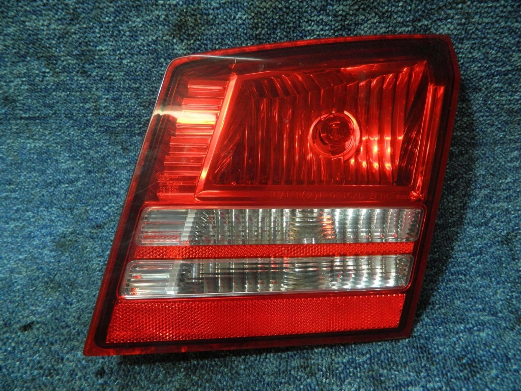 фото №1, Лампа кришки dodge journey 08-10r. права задня