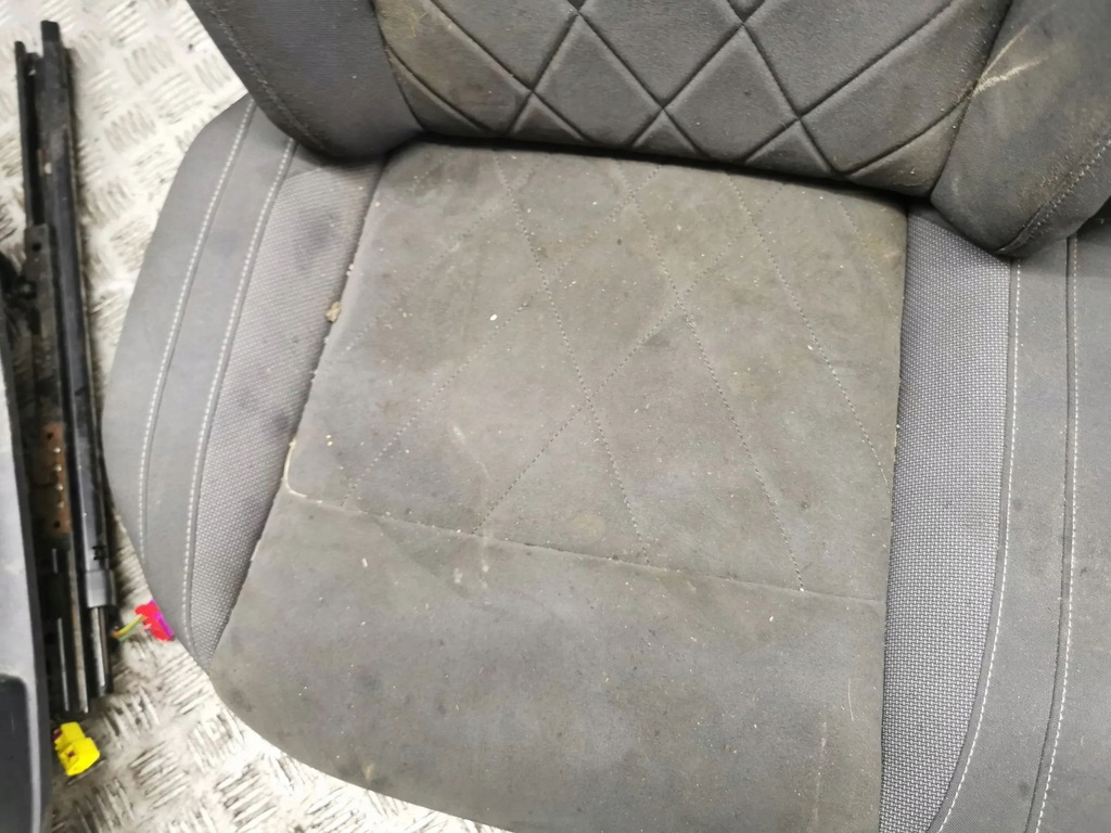 фото №8, Volkswagen golf viii 2020 сиденья / заднее сиденье / комплект