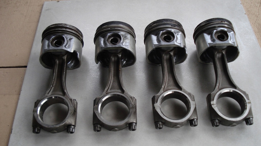 фото №1, Поршень шатун zd30 renault master mascott 3.0dci