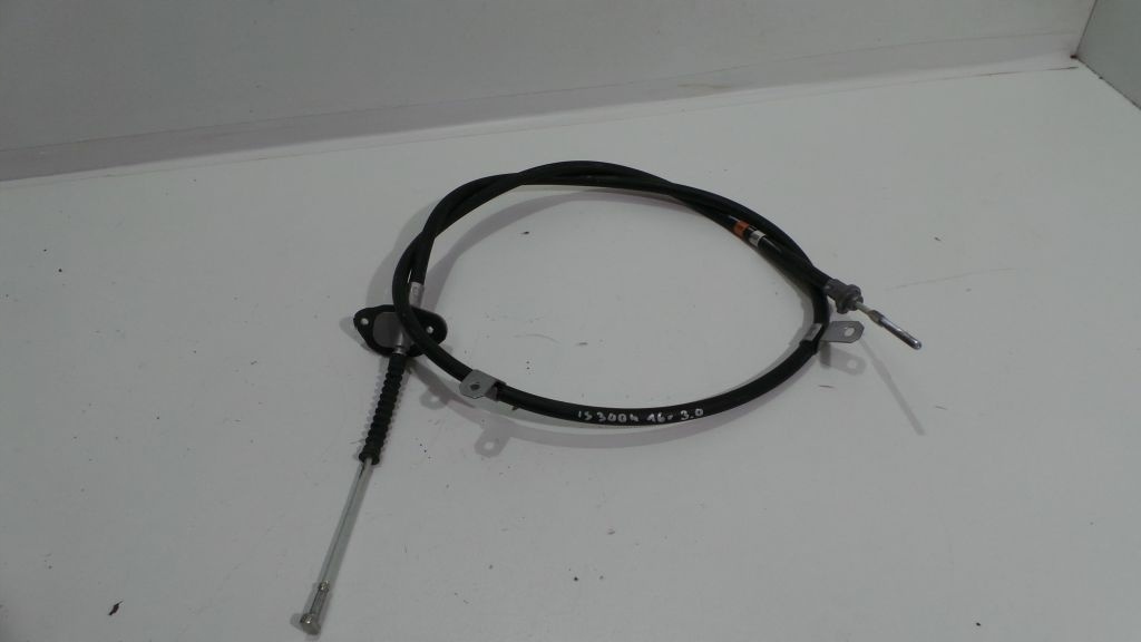 фото №1, Lexus is 300h 200t 2016r трос тормоза ручного