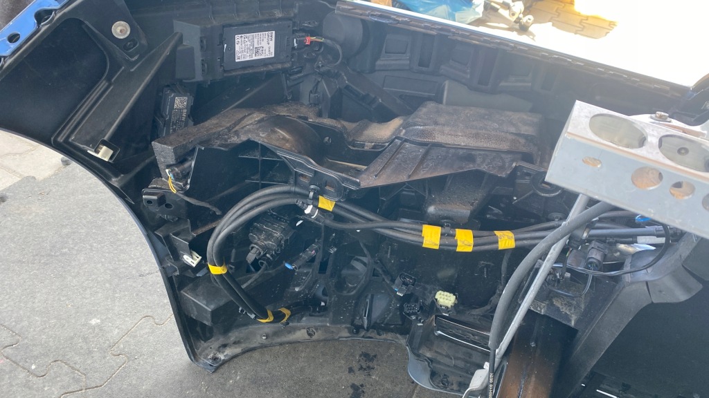 фото №8, Бампер капот крила підсилювач pas радіатор лампи bmw ix i20 колір c1m