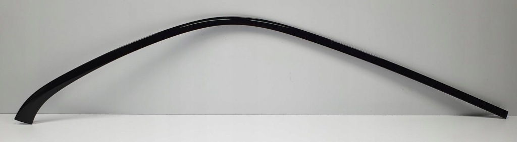 фото №1, Молдинг накладка дверь правый задняя mercedes gle w167