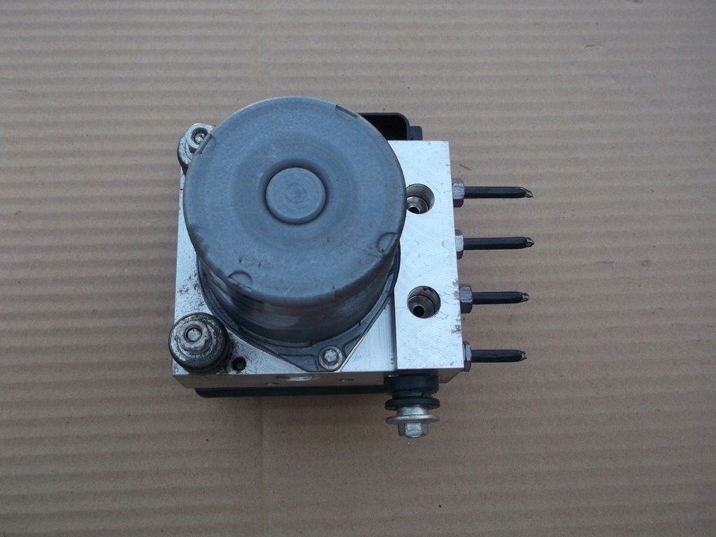 фото №1, Peugeot 308 t7 насос abs