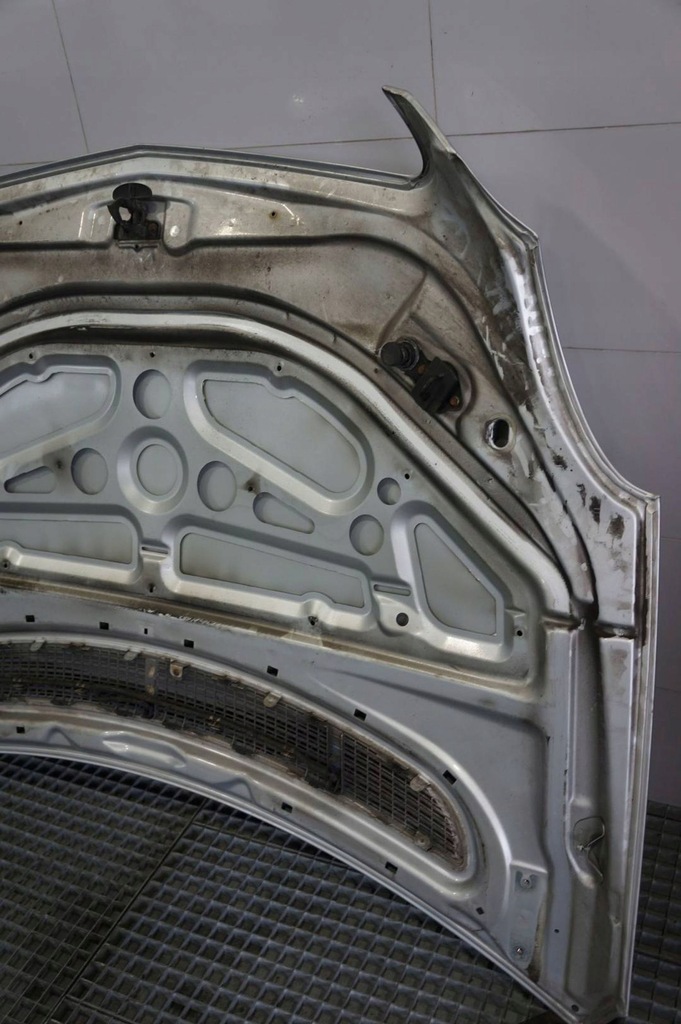 фото №5, Капот крышка двигателя c775 775 mercedes r w251