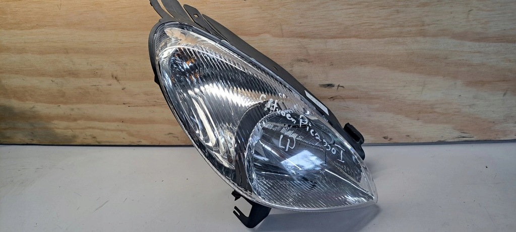 фото №1, Лампа перед правая citroen xsara picasso