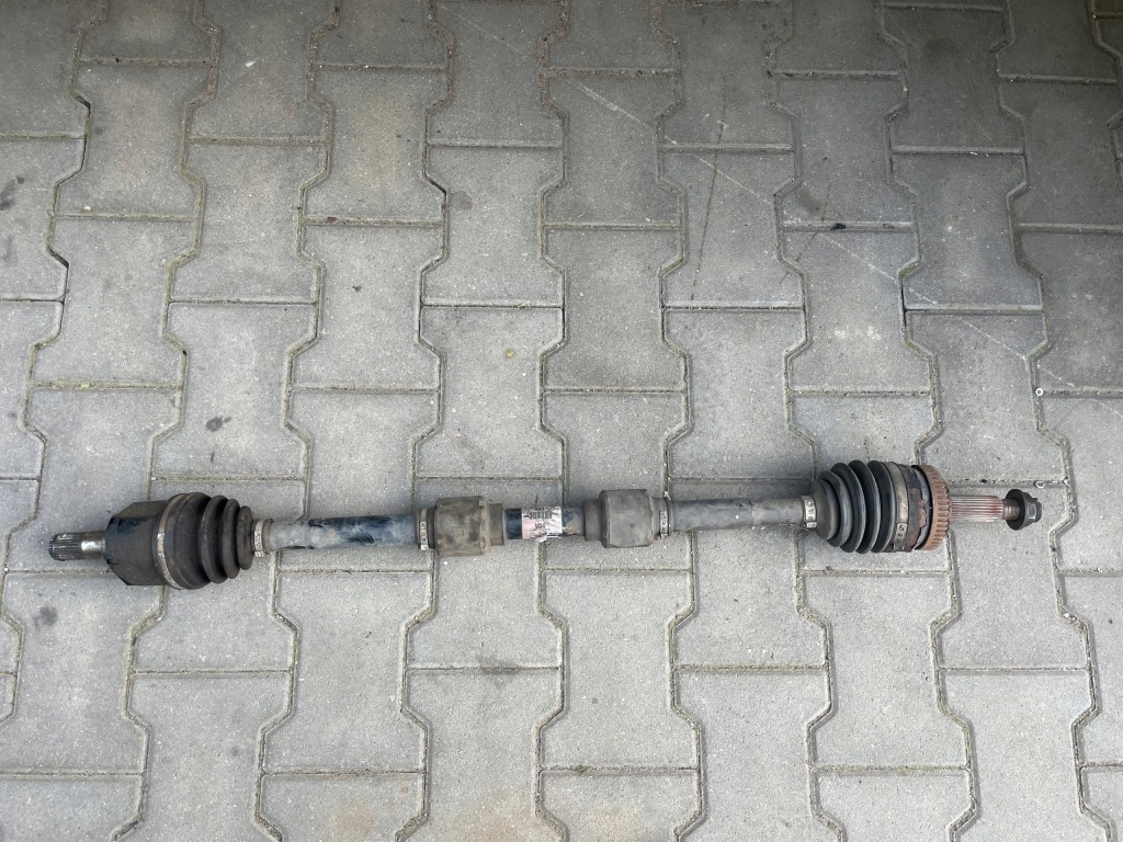 фото №1, Hyundai i40 привідний вал права 1.7crdi 49501-3z350