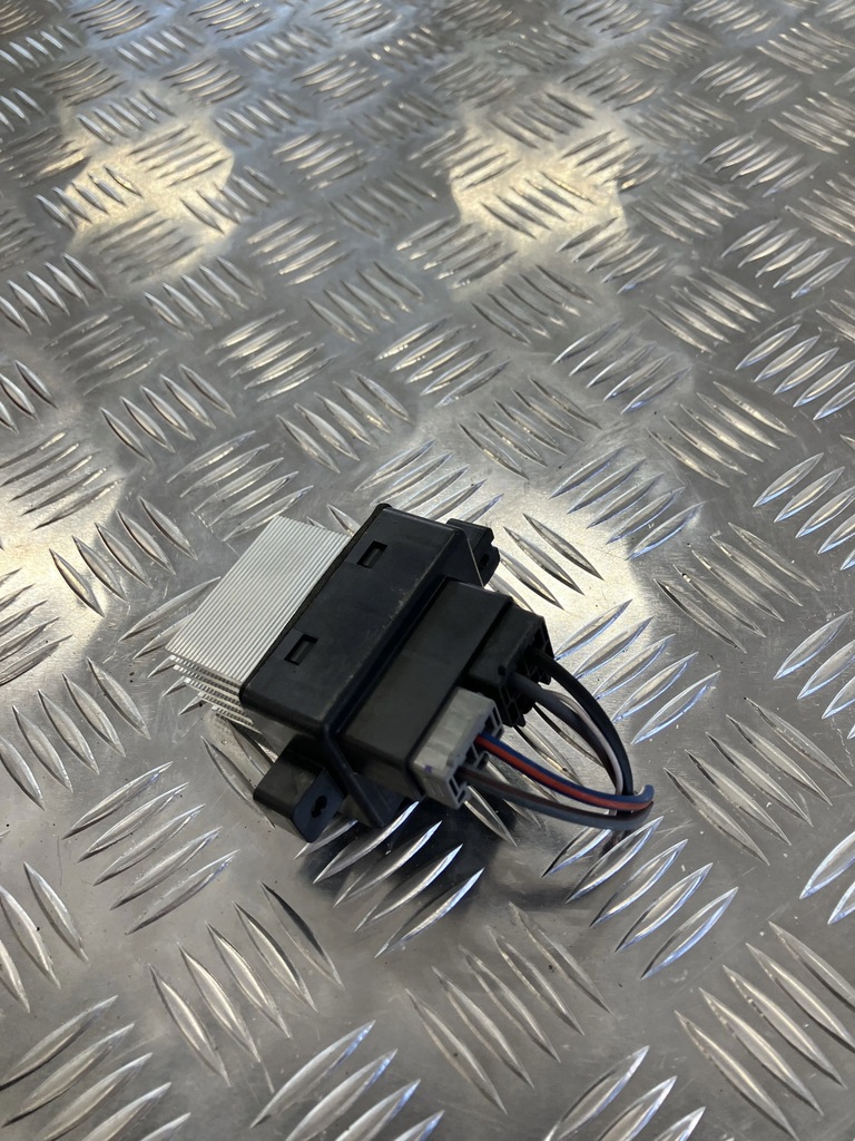 фото №1, Резистор резистор вентилятор ford ranger 22- mb3b-19e624-cb