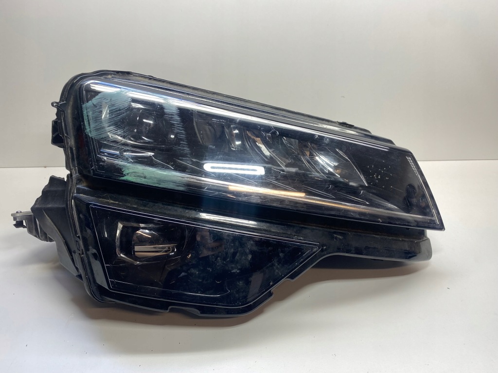 фото №1, Skoda karoq лампа правая правый перед передняя full led 57b941016f